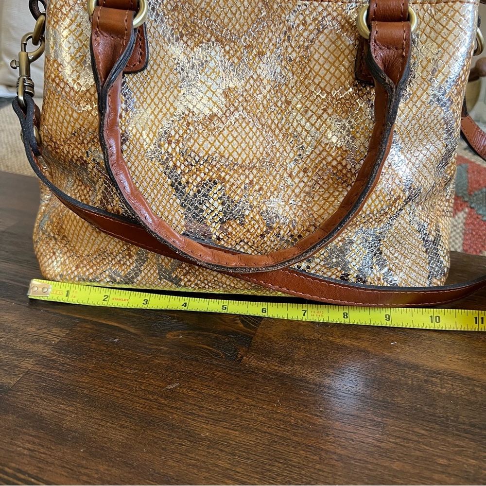 Patricia Nash ‘Norcia’ Metallic Python Print Cracked Leather Satchel Crossbody - Picture 12 of 15